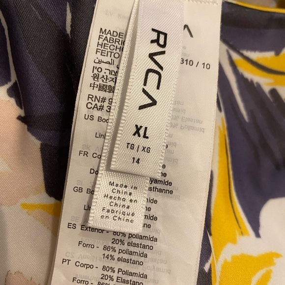 RVCA• Vista Cheeky Bikini Bottom NEW Size XL - Picture 9 of 12